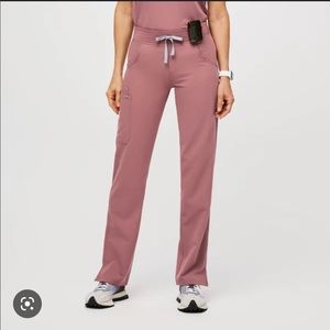 Figs Cade cargo pant Mauve